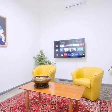 Right House Via Sulis 23 - Neighborhood In Town Lejlighed *